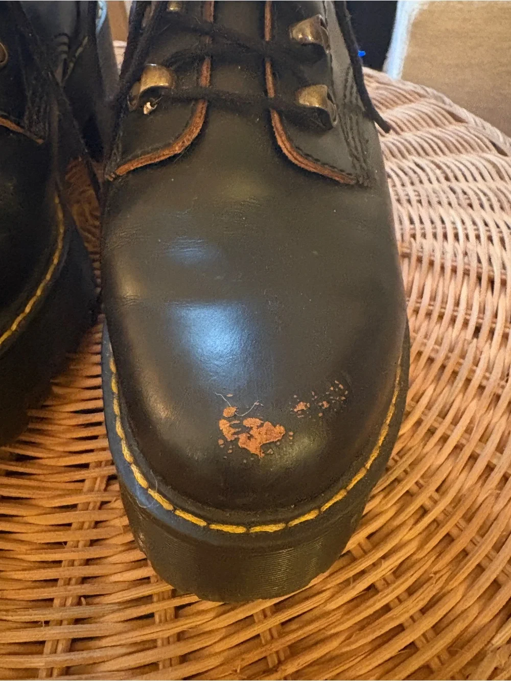 Dr. Martens Leona Temperly Boot, Size 8 - Picture 6 of 7